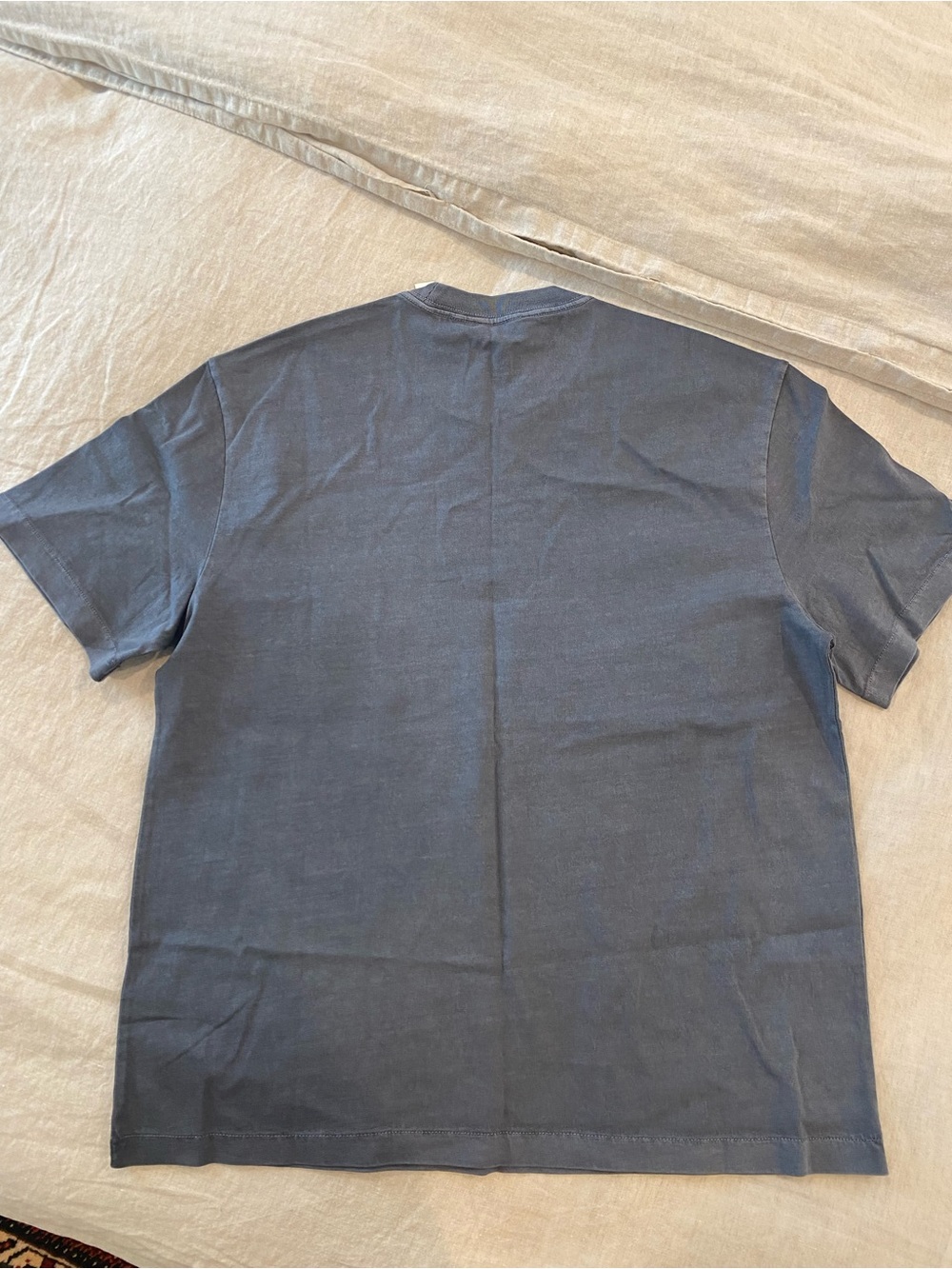 New with tags — Madewell - The Vintage Tee - Medium - Washed Blue / Grey color - Picture 5 of 5